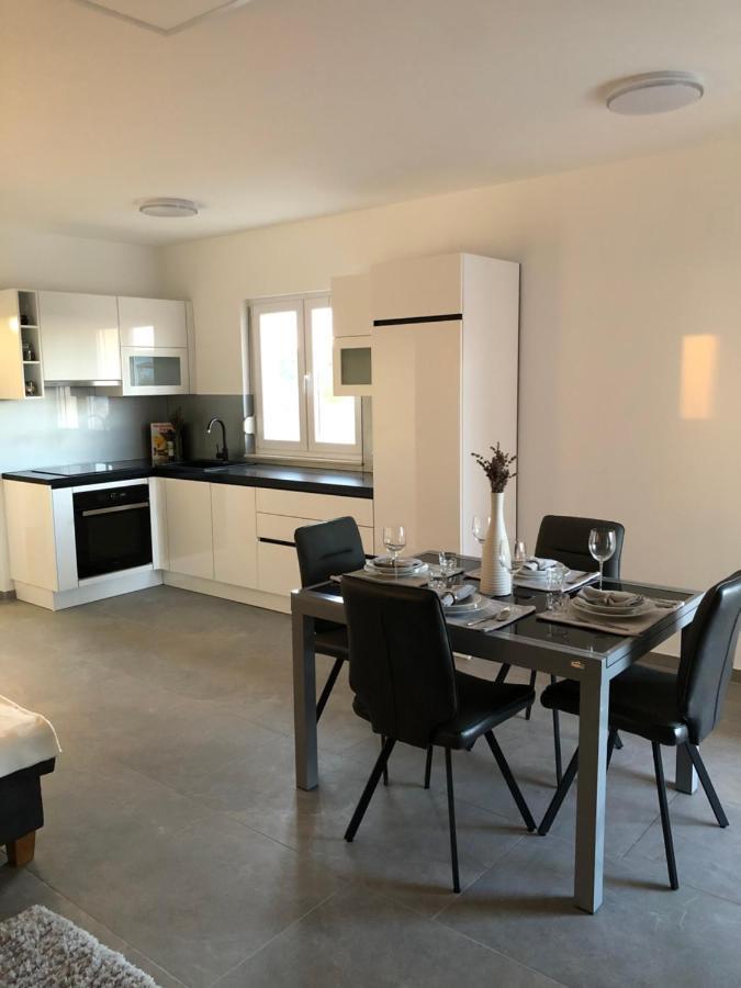 Apartments Villa Prima Privlaka  Bagian luar foto